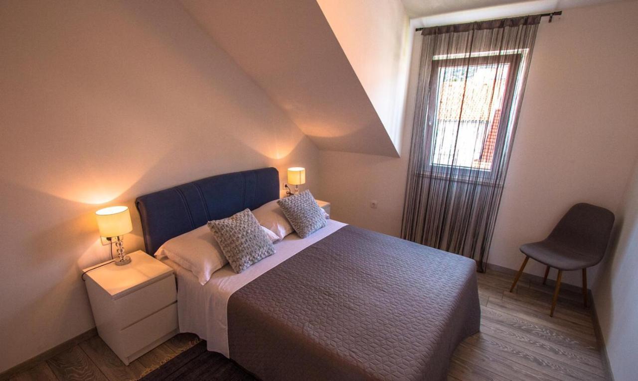 Appartement Apartman Boni à Orebić Extérieur photo