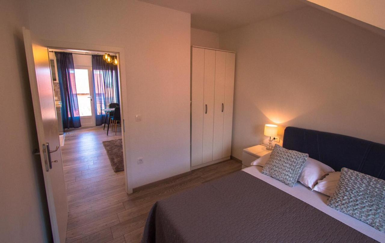 Appartement Apartman Boni à Orebić Extérieur photo