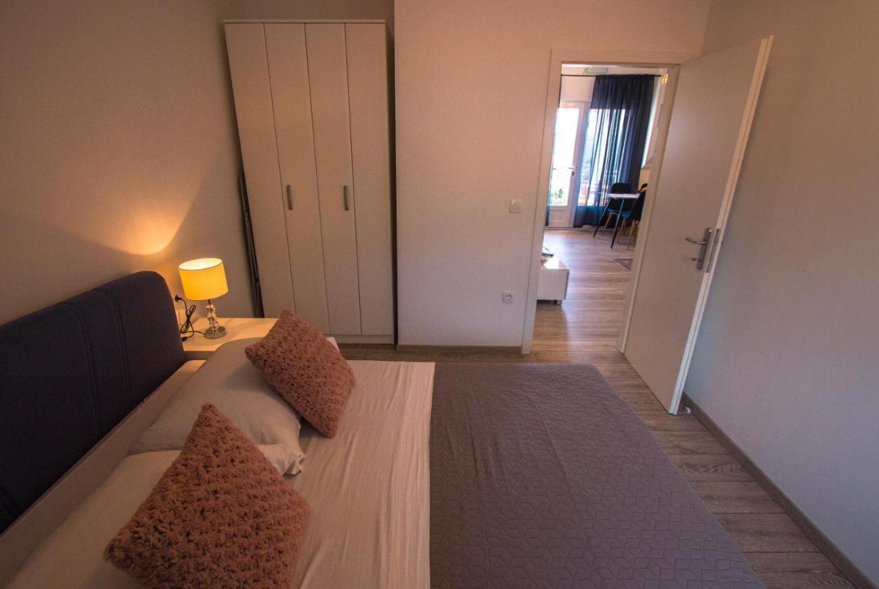 Appartement Apartman Boni à Orebić Extérieur photo